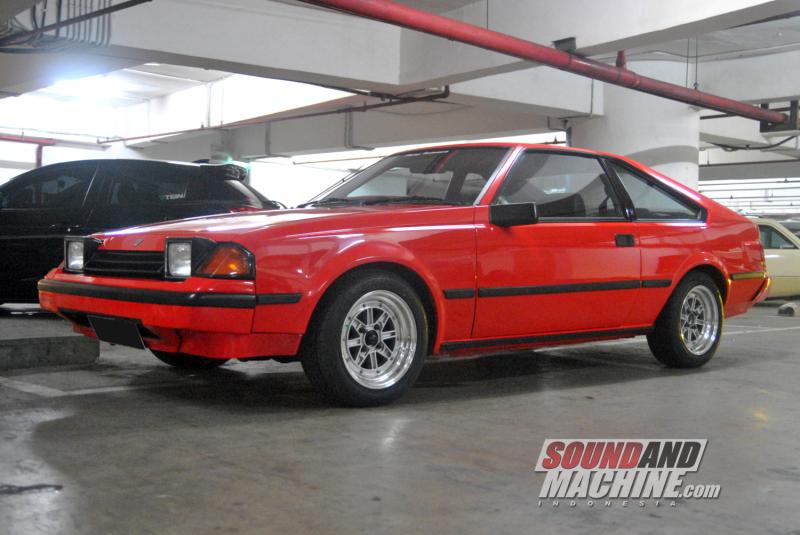 Toyota Celica задний привод Старая 86