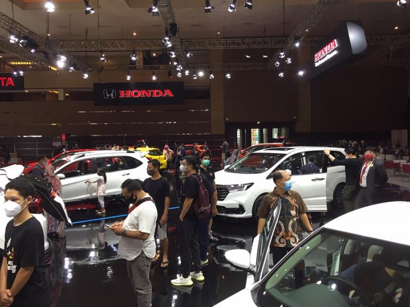 Ilustrasi pameran otomotif