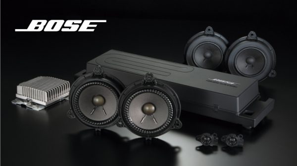 Bose nissan. Nissan Leaf Bose. Nissan Leaf 2022 Bose Sound System. Nissan Leaf Bose акустика. Nissan Leaf сабвуфер Bose.