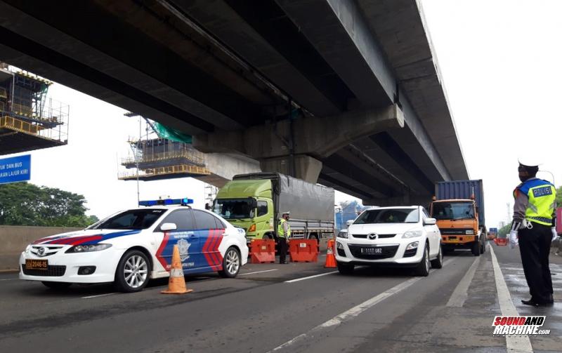 Ilustrasi Penjagaan Ganjil Genap di Tol