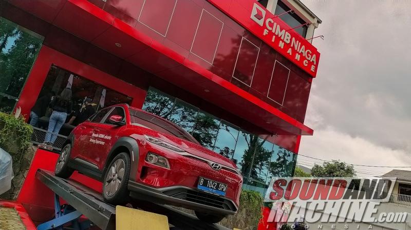 Model bisnis era baru CIMB Niaga Auto Finance melanjutkan tranformasi digital. (foto: anto)
