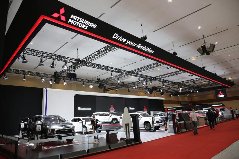 Dirjen ILMATE Kemenperin RI Kunjungi Booth Mitsubishi di JAW 2022