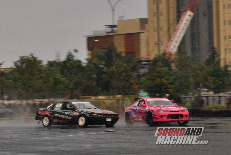 Edutown Drift Practice di sirkuit drifting Edutown, Tangerang untuk persiapan kejurnas.