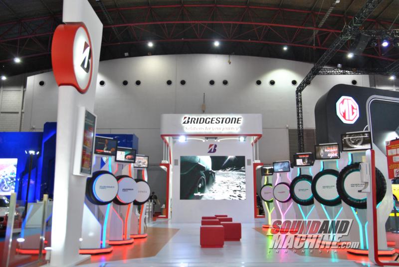 Bridgestone di pameran Indonesia International Motor Show (IIMS) Hybrid 2022