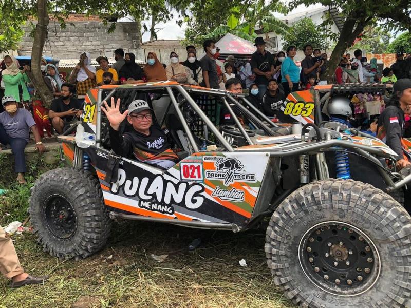 Legenda off-road Indonesia Syamsir Alam meninggal dunia (sumber: IG crazysams)