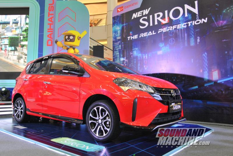 Daihatsu luncurkan New Sirion dengan perubahan tampilan dan penambahan fitur namun dibanderol dengan harga terjangkau.