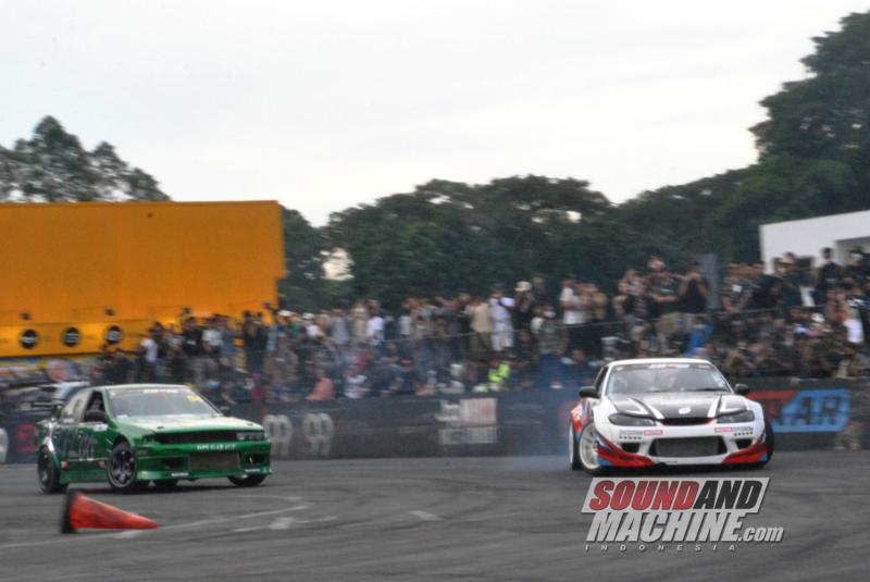 Seri pertama Indonesia Drift Series yang menjadi bagian dari kejuaraan nasional drift.