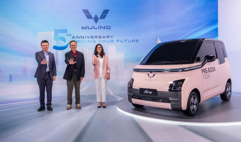 Menginjakkan usianya yang ke-5 tahun, Wuling buka inden untuk mobil listrik mungil Air EV. (sumber: Wuling)