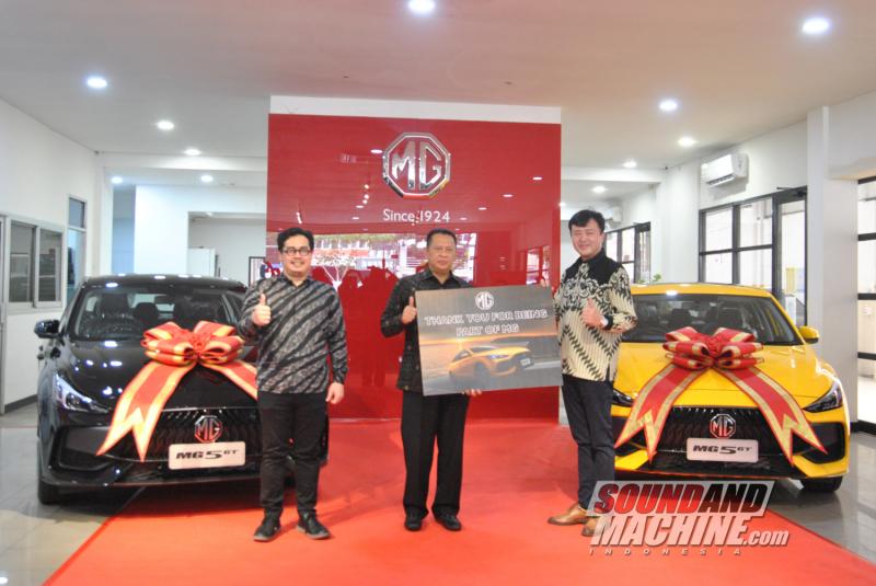 MG Motors Indonesia telah resmi memulai serah terima sedan MG 5 GT kepada pelanggan, yang diantaranya adalah Ketua MPR-RI Bambang Soesatyo.