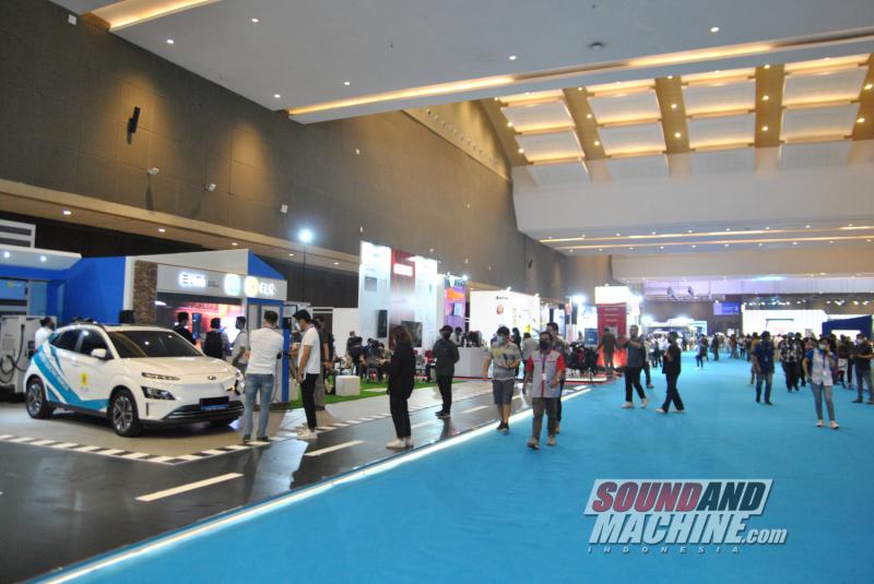 Pameran Periklindo Electric Vehicle Show (PEVS) 2022  di JIExpo Kemayoran, Jakarta.