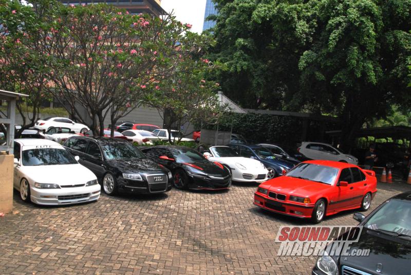 Perhelatan Morning Drivers Club yang diadakan oleh konten kreator otomotif The Elite di Mitra Terrace 28 Agustus 2022.