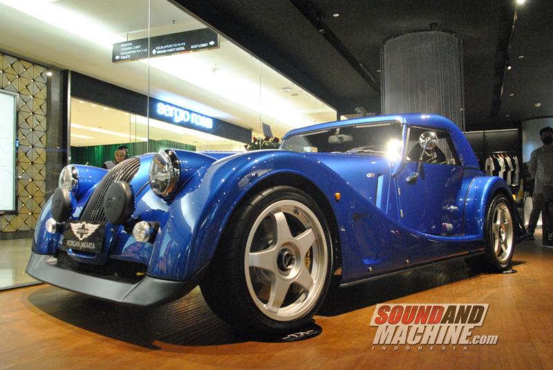 Morgan Plus 8 GTR yang hanya dibuat 9 unit di dunia, resmi diluncurkan di Indonesia.