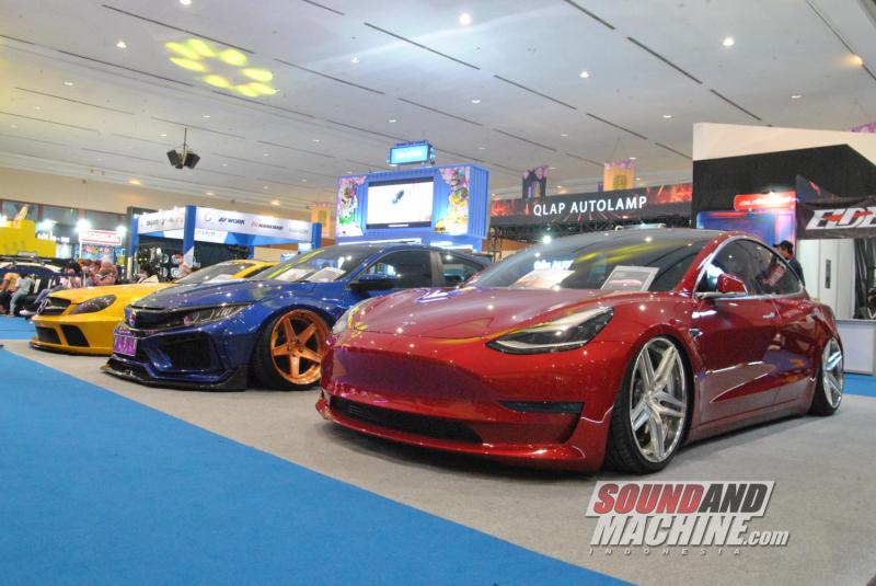 Mobil listrik modifikasi di Indonesia Modification and Lifestyle Expo (IMX) 2023.