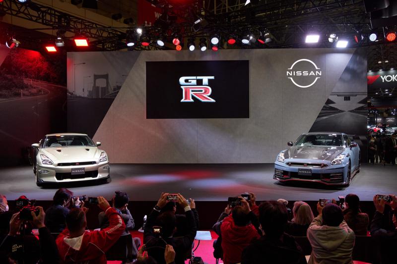 Nissan masih melakukan perubahan minor untuk sportscar GT-R, setelah 16 tahun produksi.