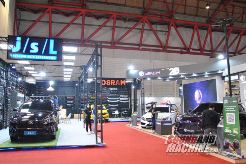 Booth PAHAMI di perhelatan Indonesia International Motor Show (IIMS) 2022.