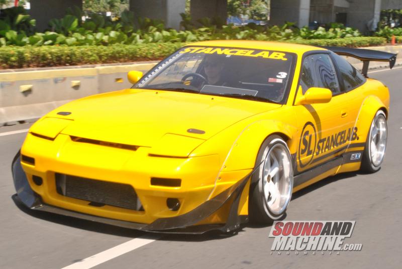 Sportscar eks-motorsport Nissan 180SX Stancelab milik drifter Lucky Reza.