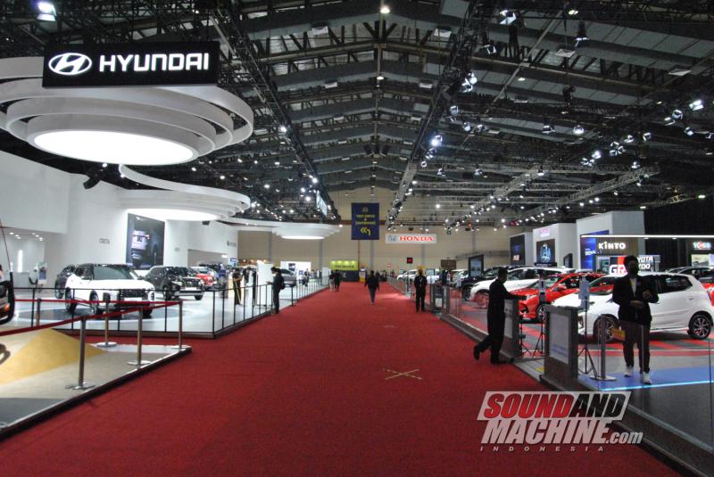 Perhelatan Gaikindo Jakarta Auto Week (GJAW) 2022 di Jakarta Convention Center.