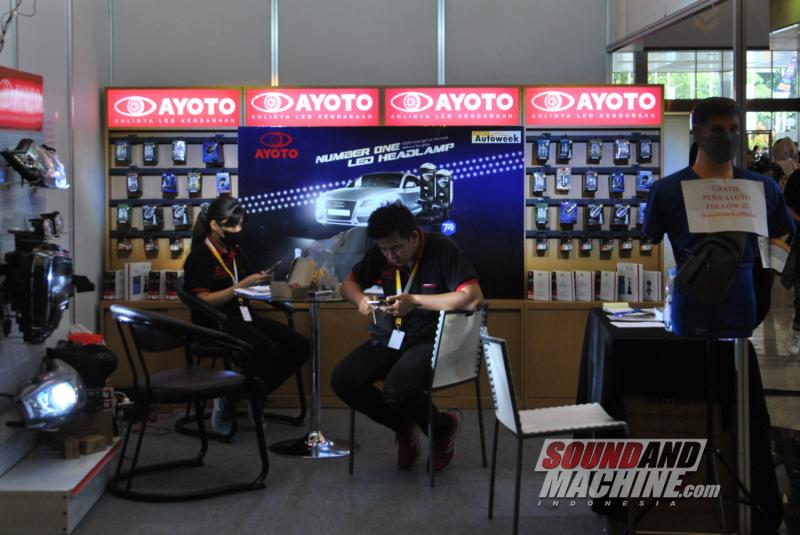 Tenant aftermarket di Gaikindo Jakarta Auto Week 2022.