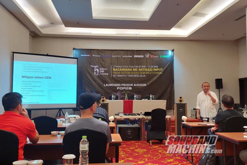 PT. Audioworkshop mengadakan training digital sound processor (DSP) yang membahas upgrade car audio dengan mitigasi sistem OEM.