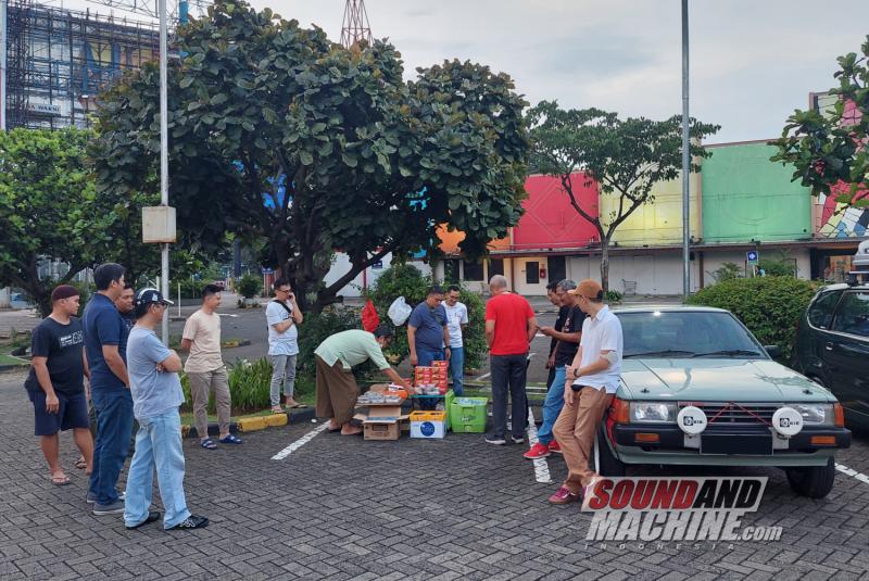 Rally Look Indonesia kembali mengadakan buka puasa bersama (bukber) potluck yang menjadi salah satu tradisi di bulan Ramadhan.