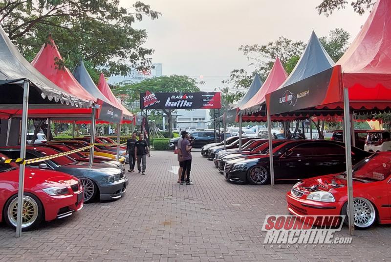 BlackXperience kembali mengadakan Black Auto Battle yang menantang para pemilik mobil modifikasi, mulai dari kota Tangerang.