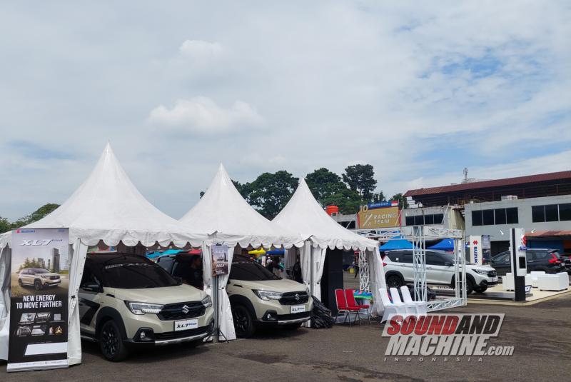 Suzuki adakan test drive mobil terbaru XL7 Hybrid di Sirkuit Sentul dalam rangka perhelatan Indonesia Jimny Festival 2023.
