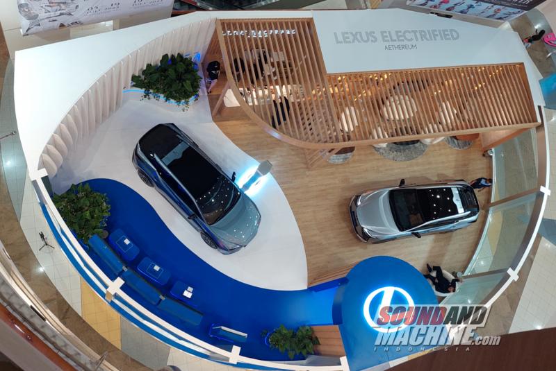 Pameran Lexus Electrified Aethereum di Summarecon Mall Kelapa Gading.