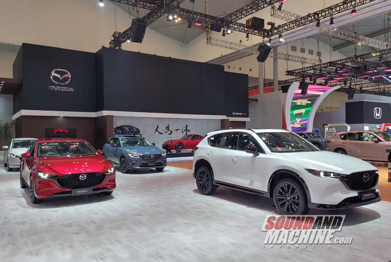 Booth pameran Mazda di Gaikindo Indonesia International Auto Show (GIIAS) 2023.