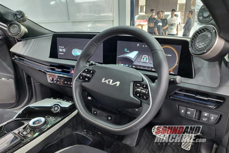 Kia EV6 dengan speaker Focal Utopia M garapan gerai Cartens Autosound.