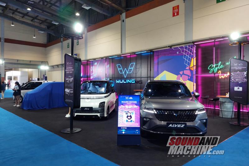 Booth Wuling Motors di perhelatan Indonesia Modification and Lifestyle Expo (IMX) 2023.