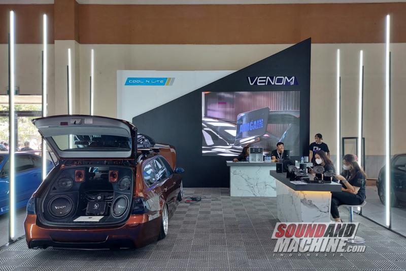 Booth Venom di perhelatan Indonesia Modification and Lifestyle Expo 2023.