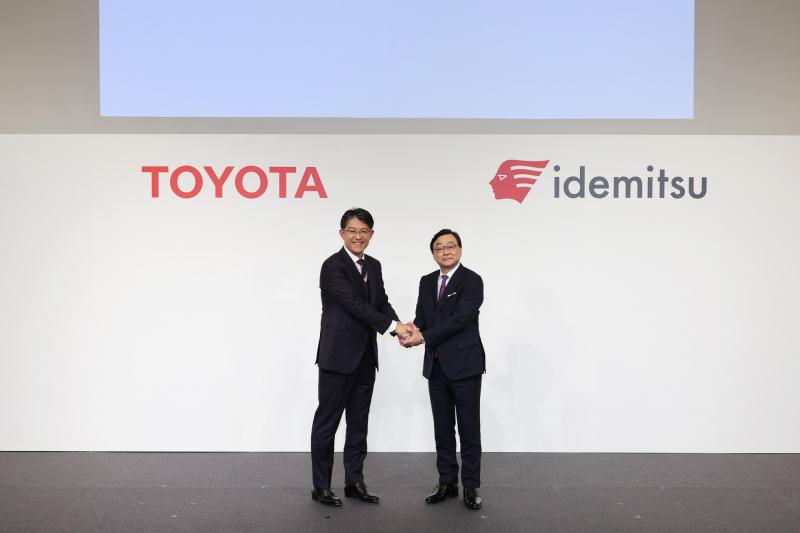Kolaborasi antara Toyota Motor Corporation dengan IIdemitsu Kosan Co.,Ltd. dalam pembuatan baterai untuk mobil listrik produksi massal. (sumber: Toyota)