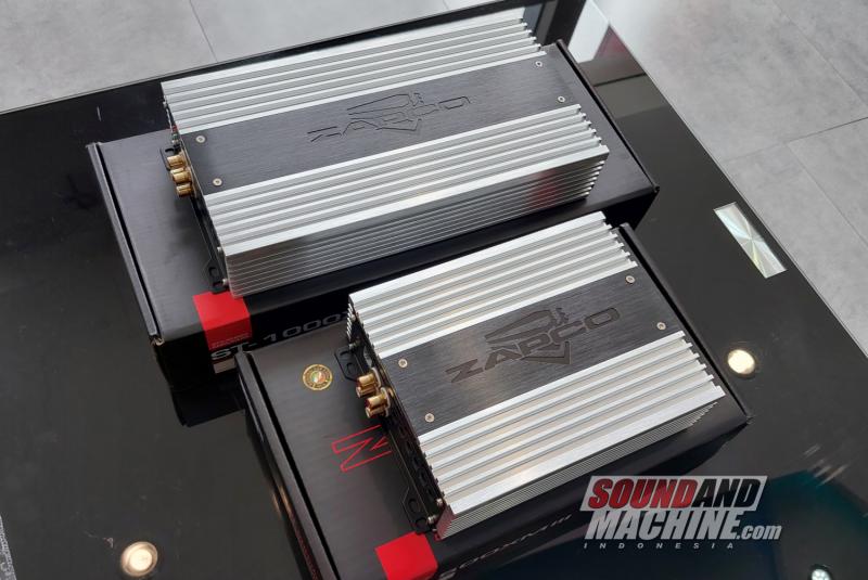 Power amplifier Zapco ST-500XM III berkekuatan 500 Watt dan ST-1000XM III berkekuatan 1.000 Watt di Sterindo Autosound.
