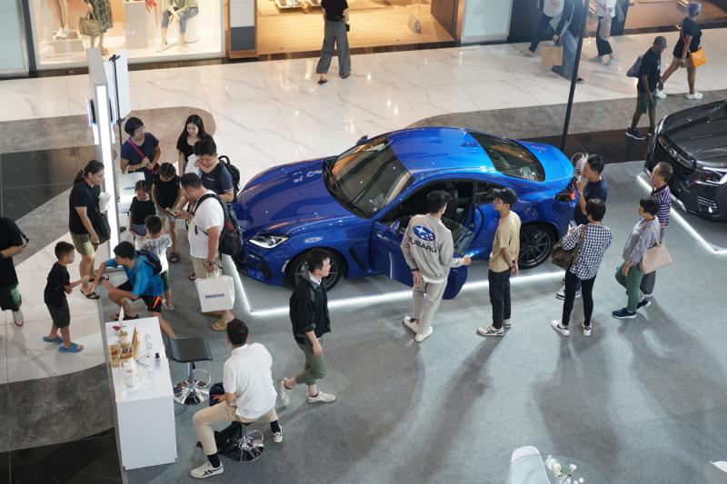 Pameran Subaru di Grand Batam Mall, Batam. (sumber: Subaru)