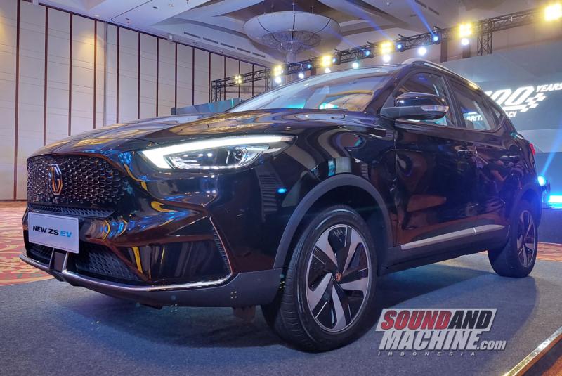 MG ZS EV, varian mesin listrik rakitan Indonesia dari MG ZS yang bermesin bensin dan masuk Indonesia berstatus Completely Built-Up atau impor.