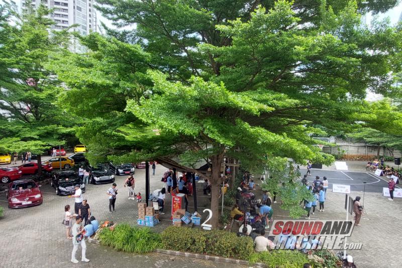 Suasana perhelatan kontes modifikasi Culture Sense yang mempertemukan dengan pertandingan basket.