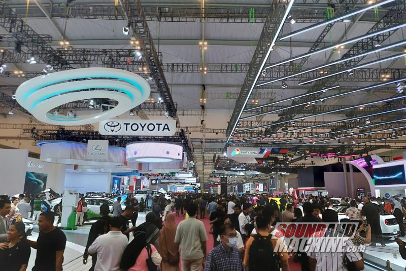 Ilustrasi pameran otomotif yang diorganisir Seven Events, Gaikindo Indonesia International Auto Show (GIIAS).