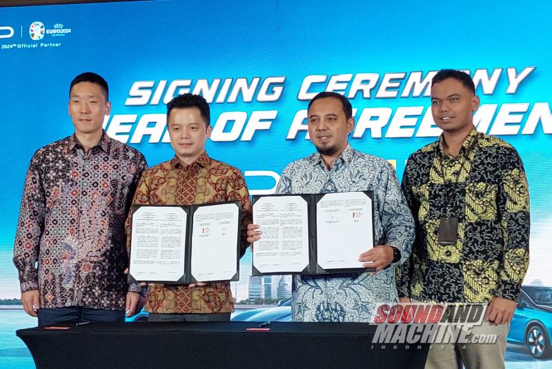 Kendaraan listrik BYD di pameran Kota Kasablanka.