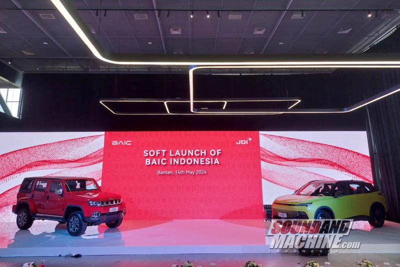 Dua produk pertama BAIC yang baru soft launching di Indonesia.