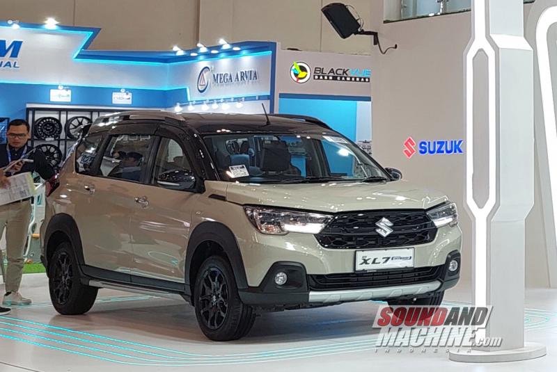 Suzuki XL7 di pameran Gaikindo Jakarta Auto Week (JAW) 2024.