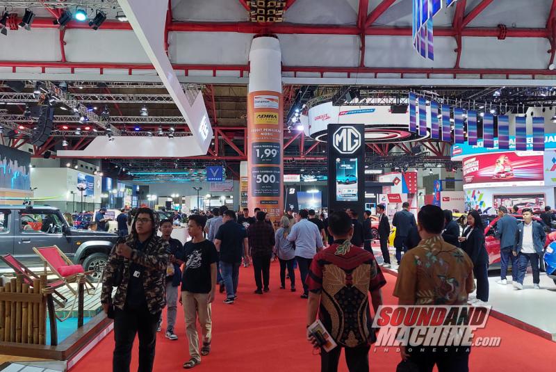 Ilustrasi Perhelatan Indonesia International Motor Show (IIMS).