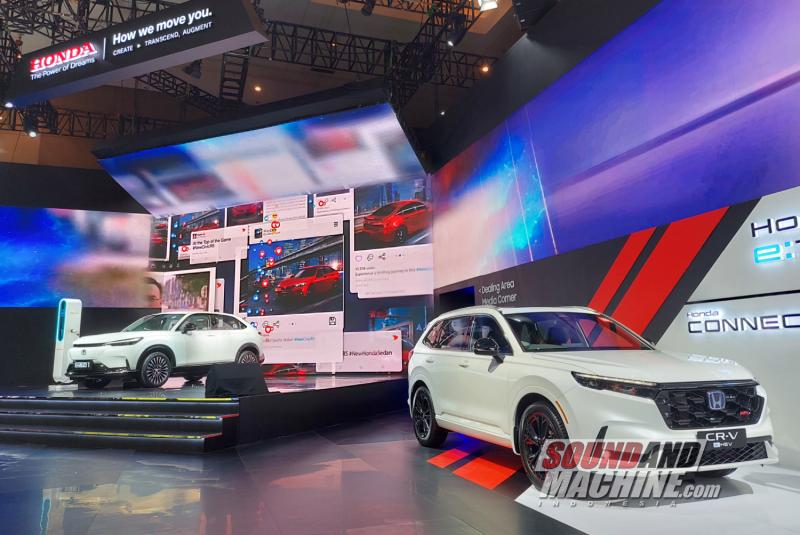 Kendaraan elektrifikasi Honda di pameran Indonesia International Motor Show (IIMS) 2025.