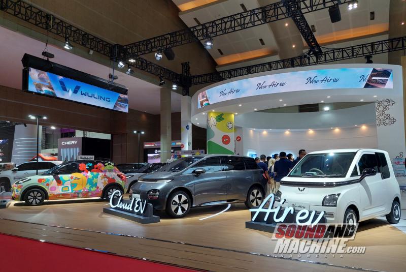 Wuling Motors catatkan 1.653 surat pemesanan kendaraan (SPK) di pameran Indonesia International Motor Show (IIMS) 2025.