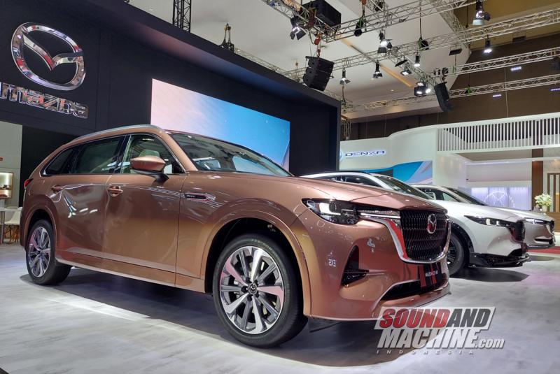 Mazda bukukan 243 SPK di pameran Indonesia International Motor Show (IIMS) 2025 setelah beberapa tahun absen.