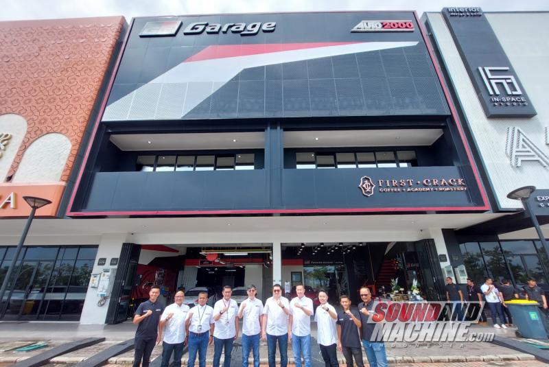 Outlet dealer Toyota Auto2000 GR Garage yang sudah tampil dengan wajah baru.