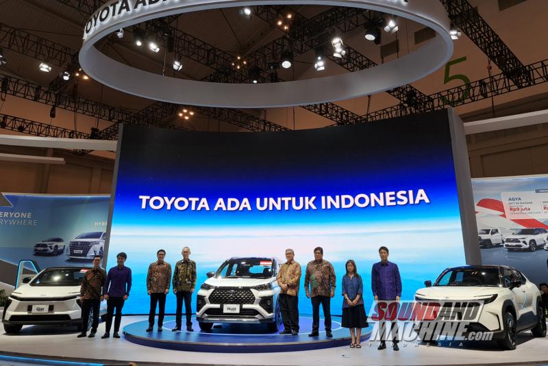 Toyota luncurkan tiga kendaraan ramah lingkungan baru yang menunjukkan komitmennya untuk Indonesia, di Gaikindo Jakarta Auto Week (GJAW) 2025. 