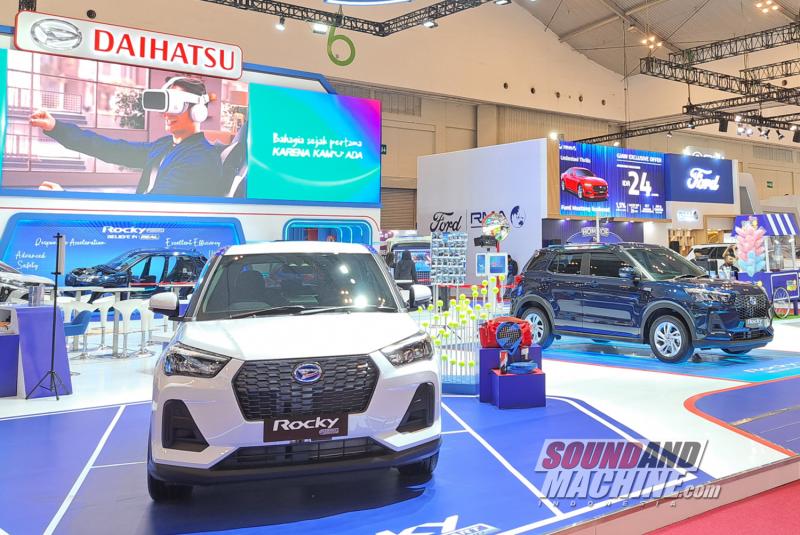 Daihatsu hadirkan banyak unit Rocky e-Smart Hybrid di Gaikindo Jakarta Auto Week (GJAW) 2025,