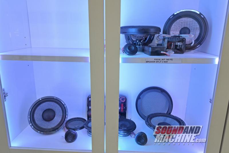 Produk car audio Focal di gerai Victory Audio, BSD, Tangerang Selatan. (Joule)