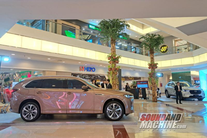Mazda adakan promo akhir tahun Year End Sale dengan sejumlah benefit untuk pelanggan yang membeli model SUV-nya.