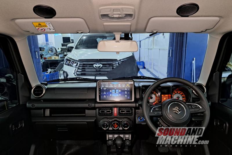 Upgrade audio Suzuki Jimny dengan speaker Alpine Metio Sound oleh gerai Cartens Audio.